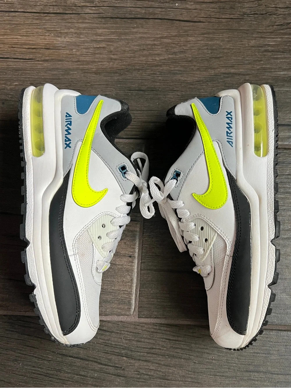 Nike Boy’s White/Black/Volt Air Max Low-Top Sneakers